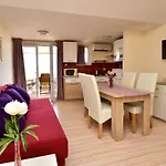 Apartment Melandura-10 By Interhome Dinjiska