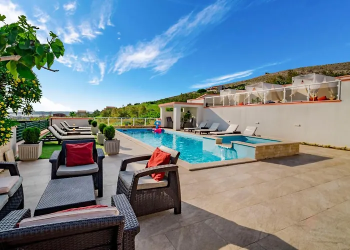 Melandura-10 By Interhome Lägenhet Dinjiška